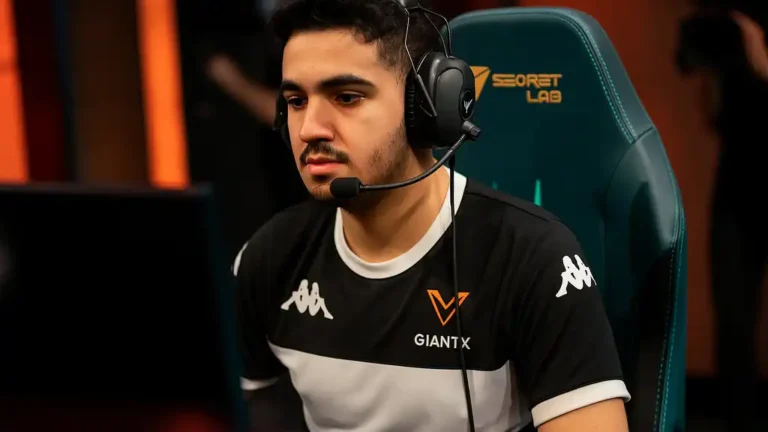 Isma Boualem jungler franco-belge de GIANTX concentré en match League of Legends LEC 2025